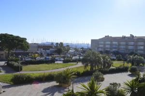 Appartements Studio Hyeres : photos des chambres