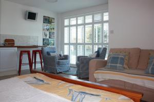 Shearwater Studio Apt