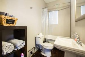 Modern Condo Blocks from Quarters