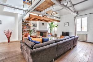 Charming duplex Bastille by weekome