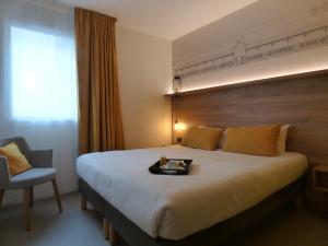 Hotels Hotel des Halles : photos des chambres