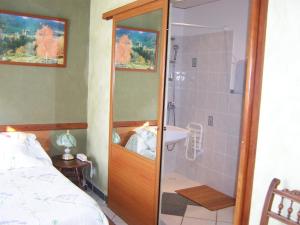 Hotels Auberge Hotel de Tournemire - Cantal : photos des chambres