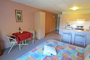 Falls Creek Country Club