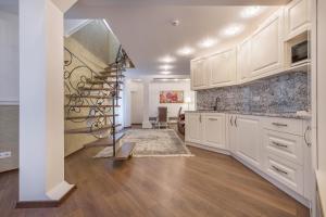 Superior Apartment with Terrace room in Kesminta Apartments