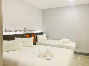 Family Room - No Window room in easyHotel Ipswich