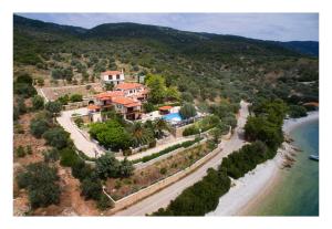 Alonissos beach villa 5 steps away from the sea Alonissos Greece