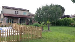 Maisons d'hotes deux chambres dans villa : photos des chambres