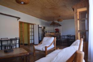 Hostal y Cabañas Vientos del Sur