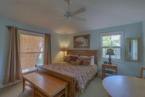 King Room room in Cape San Blas Inn