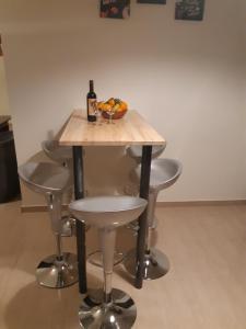 Vasilas Holiday Apartment #1