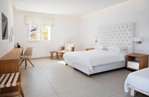 Standard Quadruple Room room in Paradise View Hotel