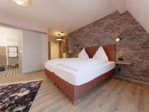 维恩巴尔法赫阿维酒店 - 福尔卡赫