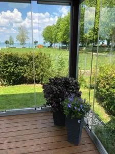 B-Home Resort - Замарді