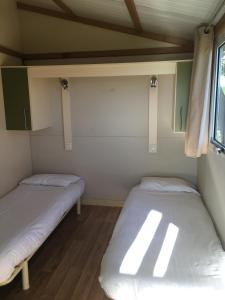 Bungalow (4 Adults) room in Coimbra Camping & Bungalows