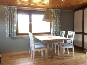 Pfahlbau in Weiden am See