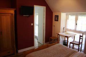 Auberge de Saint Julien Aux Bois photo 15