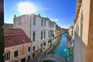 CA GRIMANI Double Apartment: private terrace and stunning view