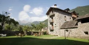 Apartamentos Casa Buisan - Oto