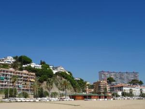 Duplex en frente de la playa al lado de Barcelona