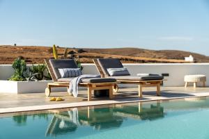 Chora Kythnos Suites Kythnos Greece