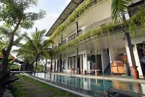 Grandpa Guest House - Dalung