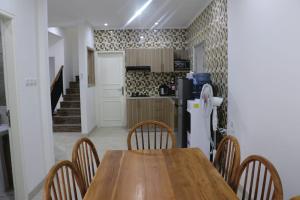 Diyar Villas Puncak H16