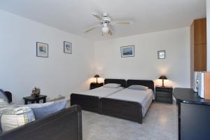 Villa Sophia Paros - Beachfront Three-Bedroom Villa with Sea view Paros Greece