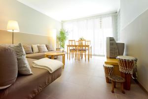 Apartamento con Terraza, Balcón de Barcelona