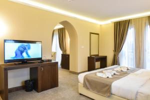 Sahara Hotel
