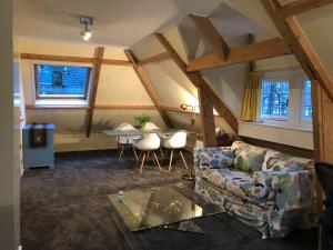 Apartment in Romantic Villa