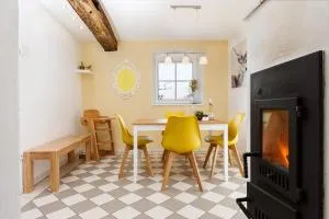 Auszeit-Eifel Eifelhaus "Burgaß 1807" Sauna & Badezuber - Plein