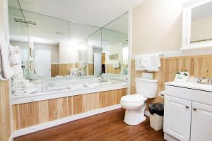 Carriage House Country Club