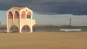 Maisons de vacances Gite Rouge a la mer climatisation dans toutes les pieces : photos des chambres