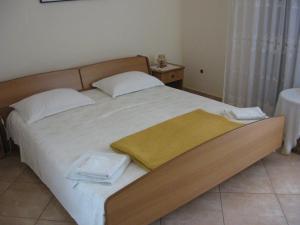 Studio apartment in Orebic with Seaview, Terrace, Air condition, WIFI (4669-5)