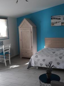 B&B / Chambres d'hotes Chevrefeuille et Eglantine : photos des chambres