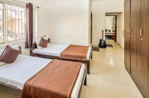 Transit Dorms - A Backpackers Inn & Hostel
