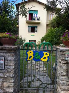 Pansion Bed & Breakfast Verdemare Tirrenia Itaalia