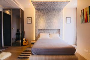 Luxurious & Romantic in the Heart of BKK. MRTBTS!