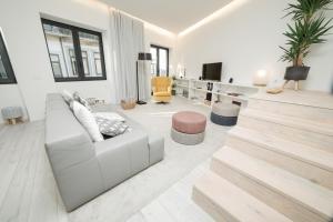 Retreat to a Stylish Concept House in Porto