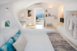 Ananda Infinity Santorini Greece