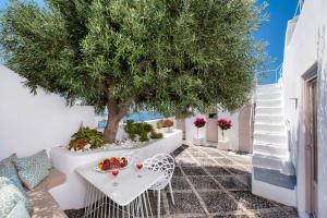 Ananda Infinity Santorini Greece