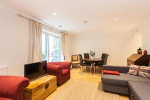 Superior 2 Bedroom apartment St Pauls City of London