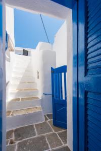 Avra Guestroom Sifnos Greece