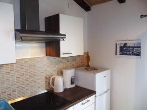 Apartment in Supetarska Draga 35932