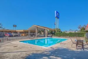 Americas Best Value Inn Uvalde - Uvalde
