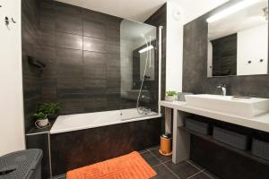 Appartements T4 8 personnes de grand standing classe 4 etoiles en plein centre de Saint Lary Soulan : photos des chambres