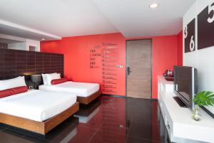 Tsix5 Hotel