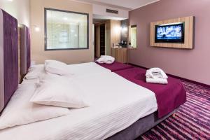 Galaxy Hotel