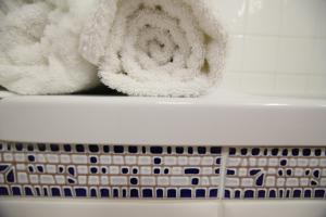 Hotels Logis Hotel Les II Mas - Perpignan Sud : photos des chambres