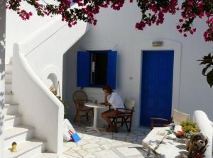 Moschoula Studios Paros Greece